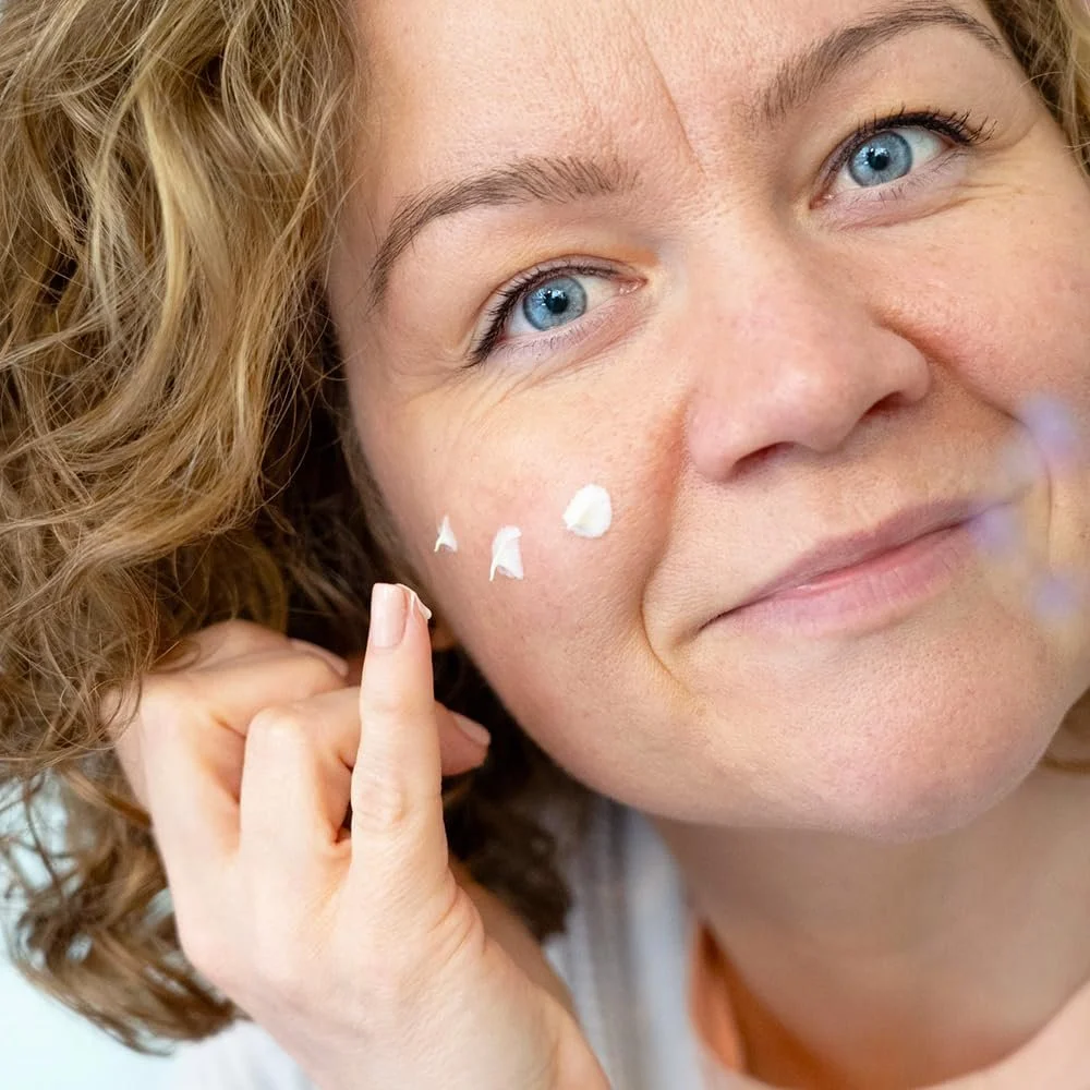 Крем для обличчя Nordic Cosmetic Anti-Ageing з CBD та ретинолом 45 мл, фото №3 Крем для обличчя Nordic Cosmetic Anti-Ageing з CBD та ретинолом 45 мл, фото №3