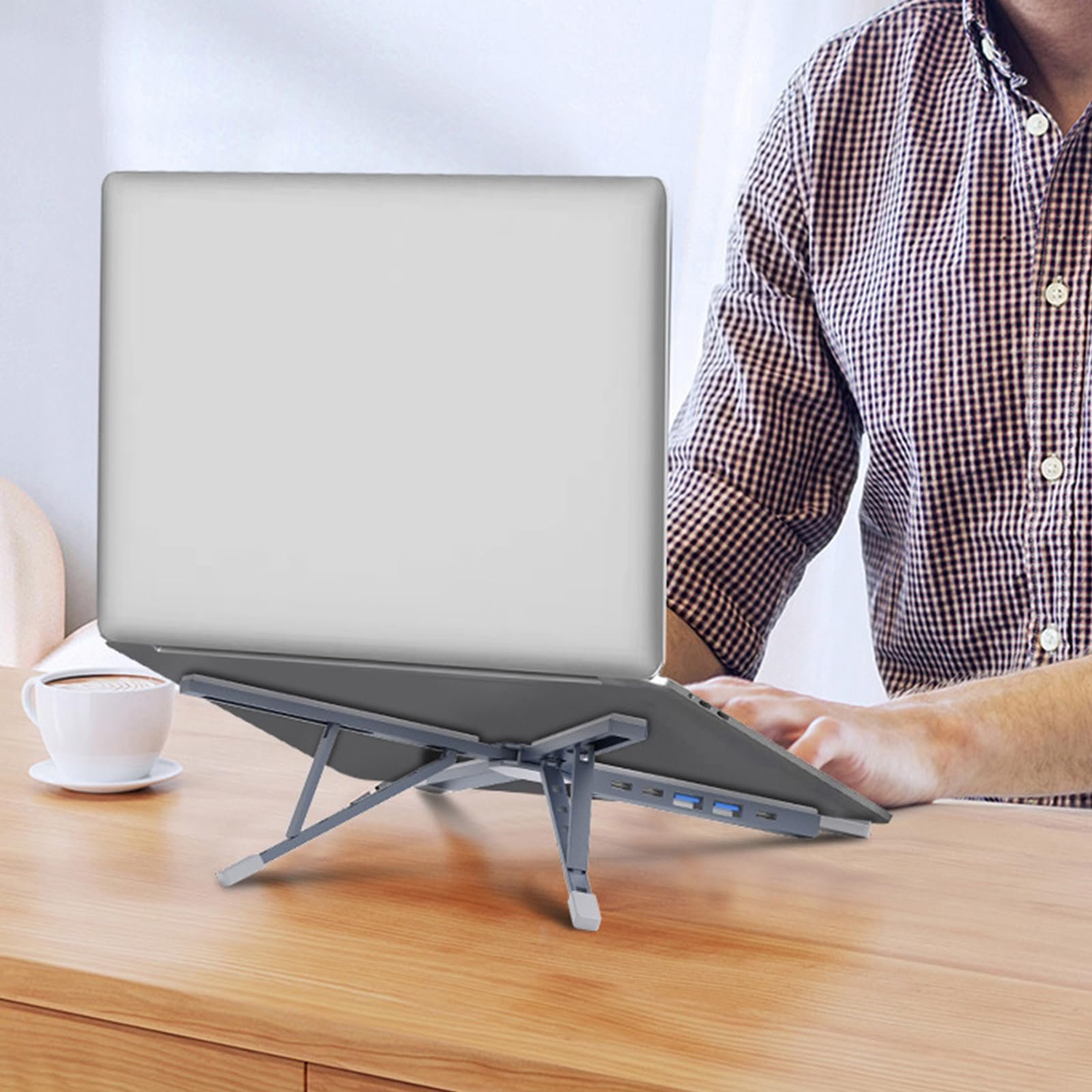 Подставка для ноутбука алюминиевая регулируемая эргономичная с охлаждением USB Type C PD100W адаптером, фото №2 Подставка для ноутбука алюминиевая регулируемая эргономичная с охлаждением USB Type C PD100W адаптером, фото №2
