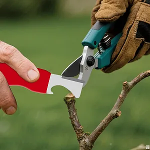 Точилка для садовых инструментов и ножей ручная многофункциональная с открывалкой synthetic.ua - Фото 1