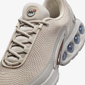 Кросівки Nike Air Max DN 44 synthetic.ua - Фото 1