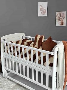 Комплект постільної білизни для новонародженого Зайчик з бортиками іграшками шоколад - Фото 1