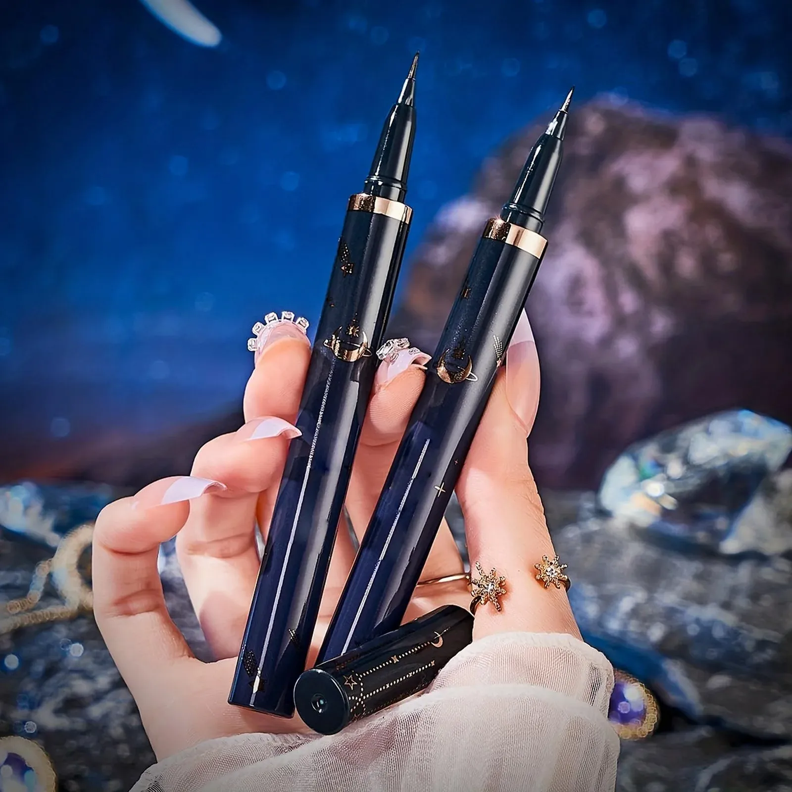 Водостійка підводка Eyeliner Багатофункціональна стік, фото №3 Водостійка підводка Eyeliner Багатофункціональна стік, фото №3