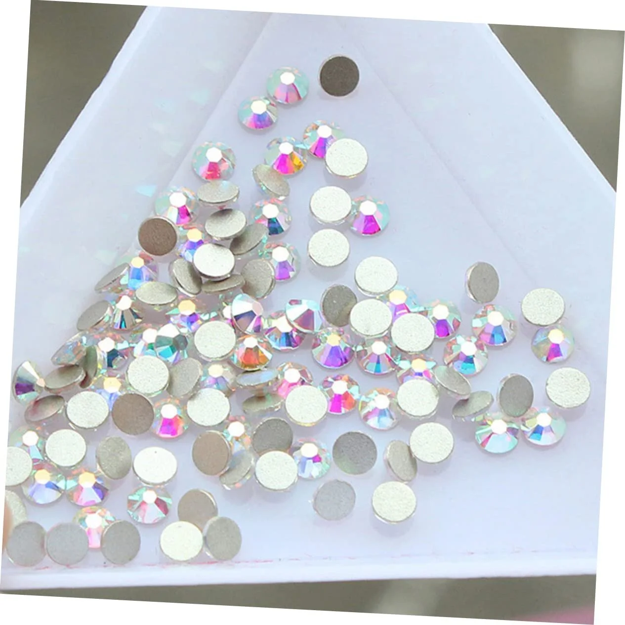 Стразы Круглые COHEALI Crystal AB 2880 штук, фото №4 Стразы Круглые COHEALI Crystal AB 2880 штук, фото №4