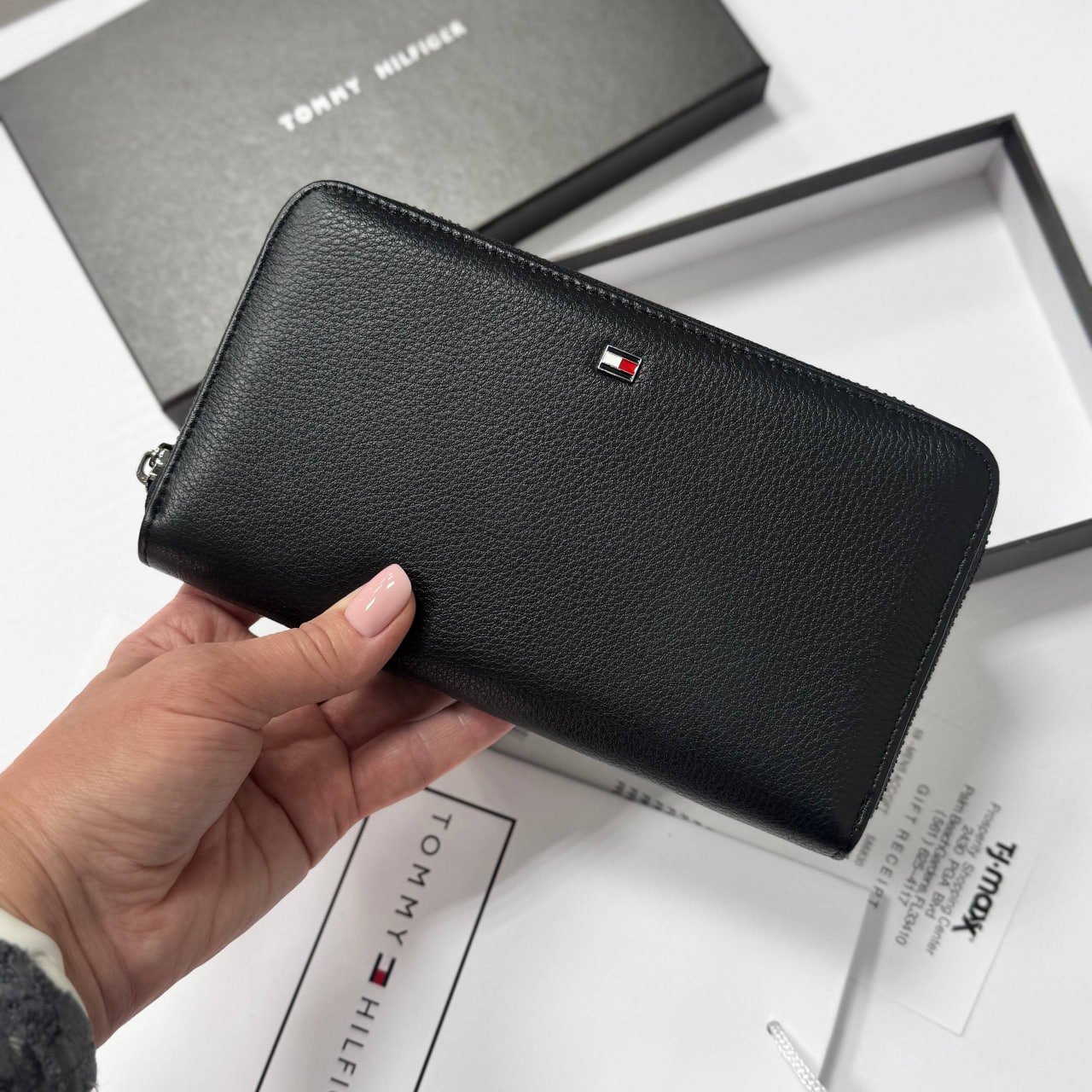 Мужской кошелек клатч на молнии из натуральной кожи Tommy Hilfiger, фото №8 Мужской кошелек клатч на молнии из натуральной кожи Tommy Hilfiger, фото №8