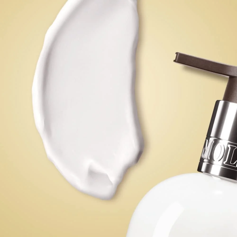 Лосьйон для тіла Molton Brown Jasmine and Sun Rose 300 мл, фото №4