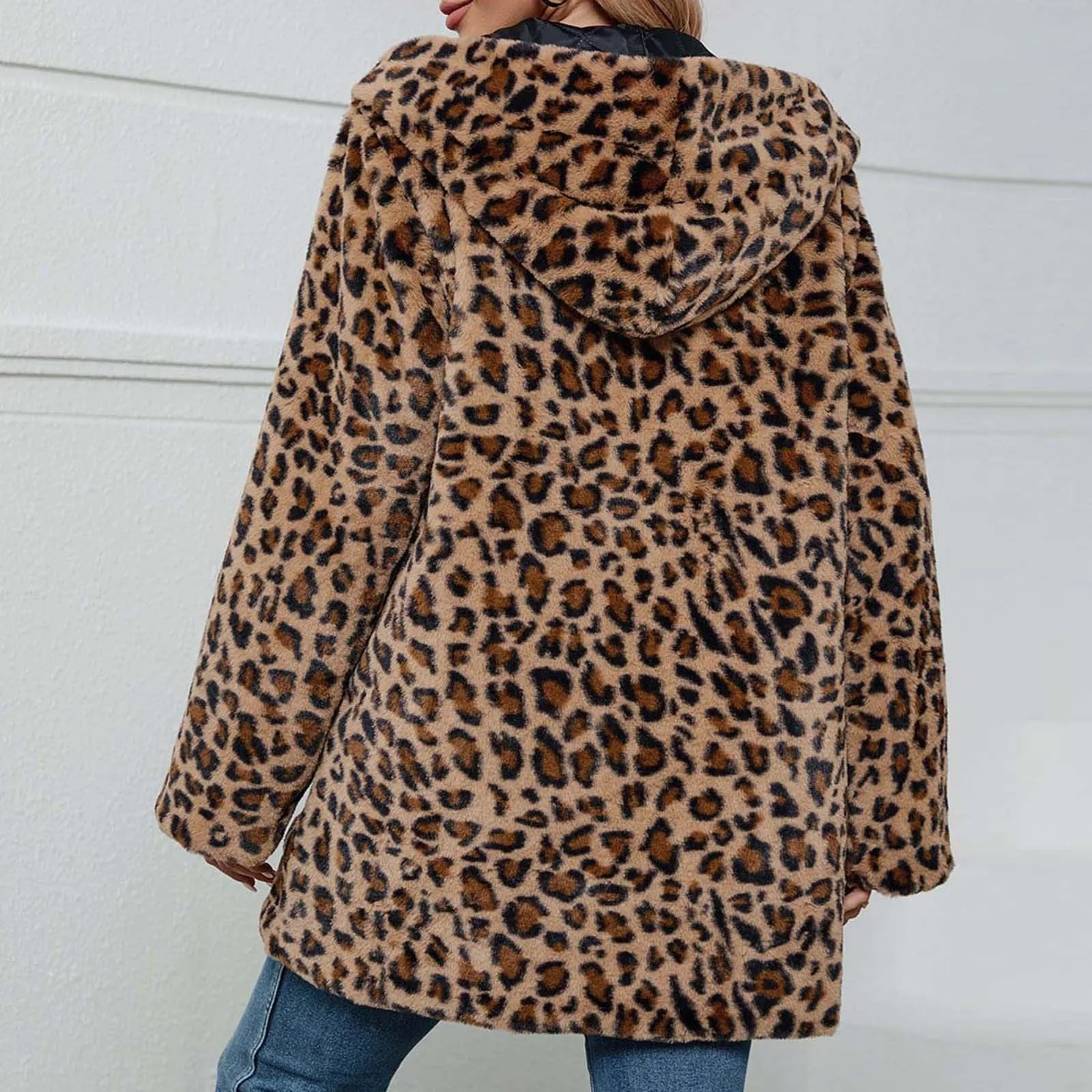 Штучна шуба з капюшоном, фото №4 Штучна шуба з капюшоном, фото №4