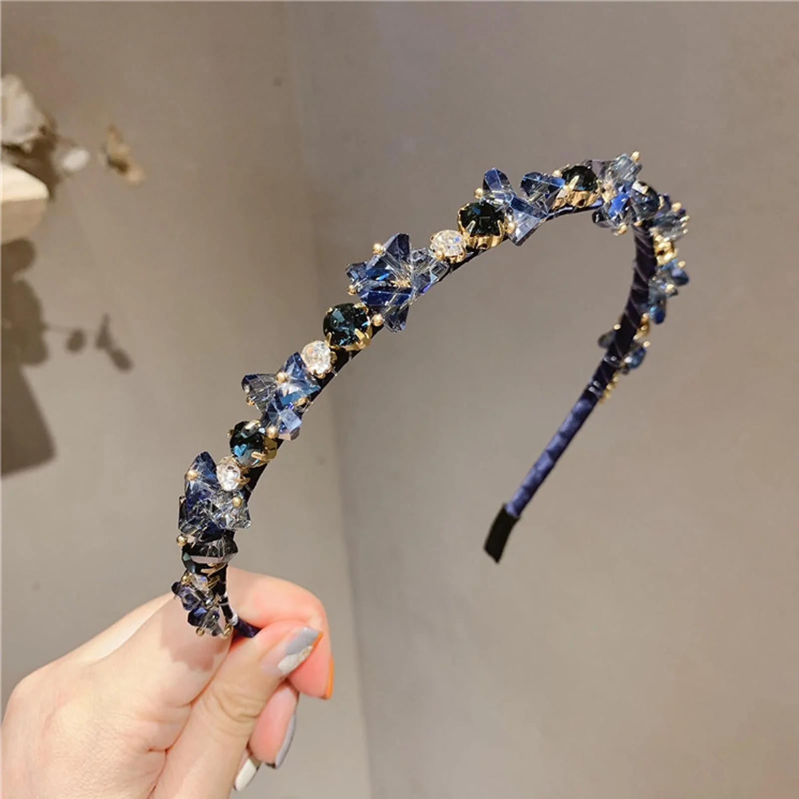 Обруч для волосся з кристалами та стразами, фото №3