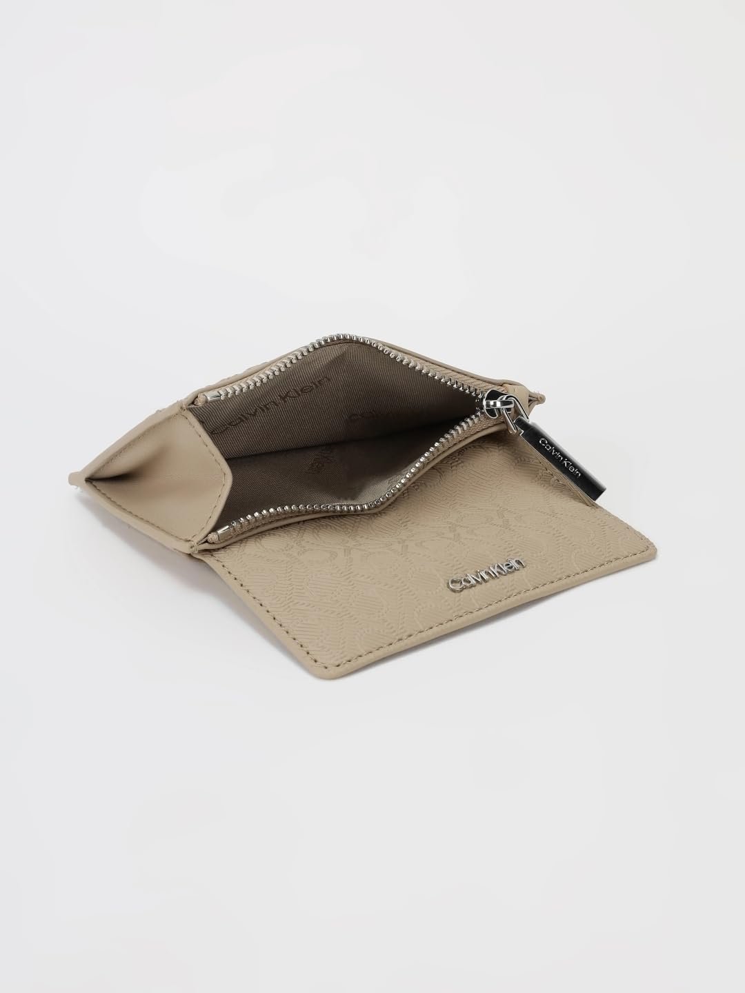 Картхолдер Calvin Klein Ck Must Zip Flap Cardholder_Mono K60k612949 Коричневый (Crockery), фото №4