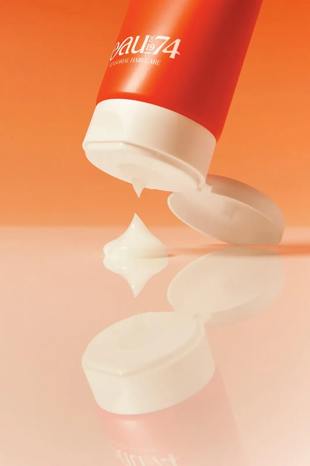 Лосьон для тела Eau de Capri Hyaluronic Glow 200 мл Увлажняющий лосьон для тела с гиалуроновой кислотой и маслом ши Легкая текстура, против сухости, уход за всеми типами кожи, фото №5 Лосьон для тела Eau de Capri Hyaluronic Glow 200 мл Увлажняющий лосьон для тела с гиалуроновой кислотой и маслом ши Легкая текстура, против сухости, уход за всеми типами кожи, фото №5