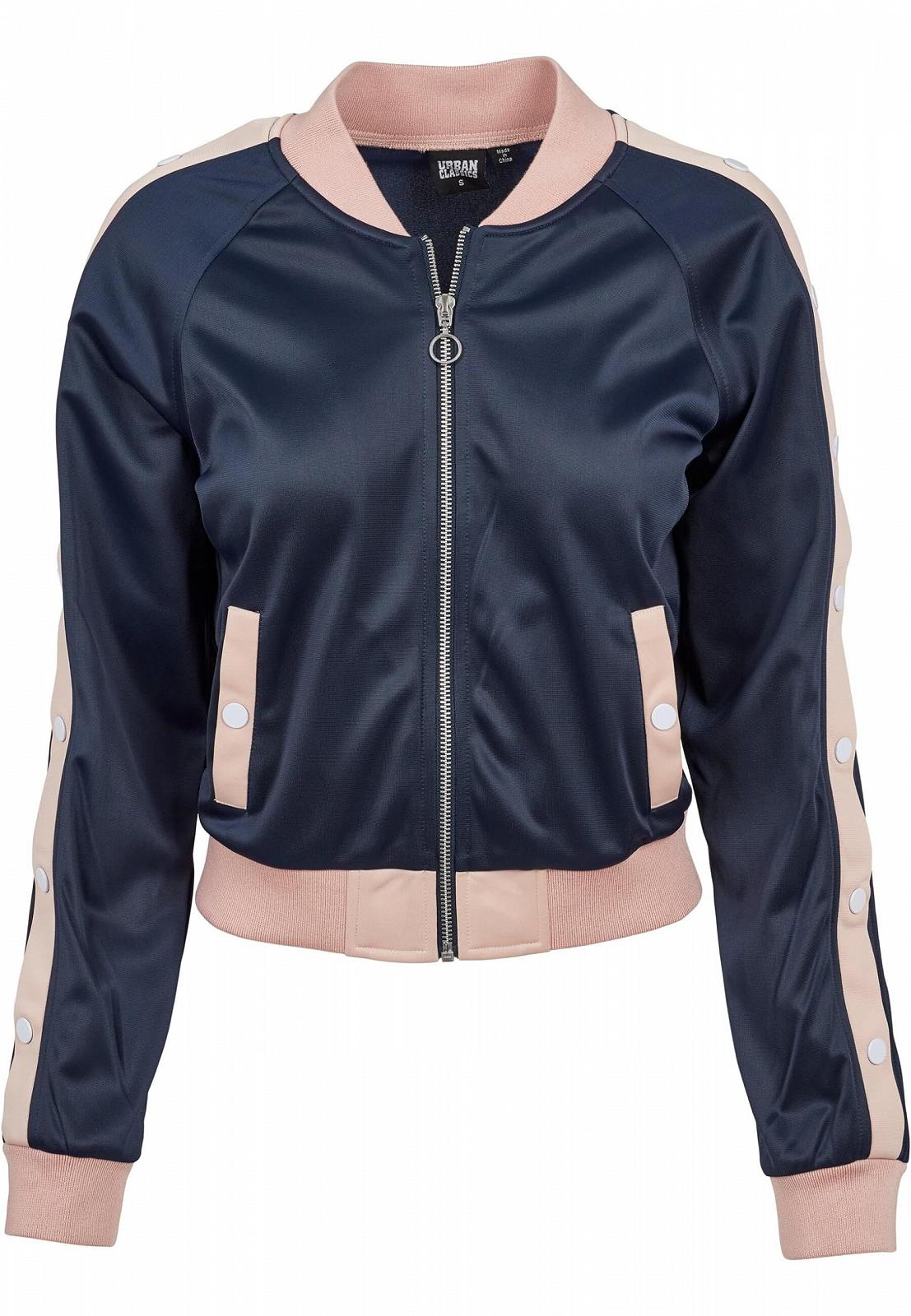 Женская спортивная куртка на пуговицах Urban Classics, фото №2 Женская спортивная куртка на пуговицах Urban Classics, фото №2