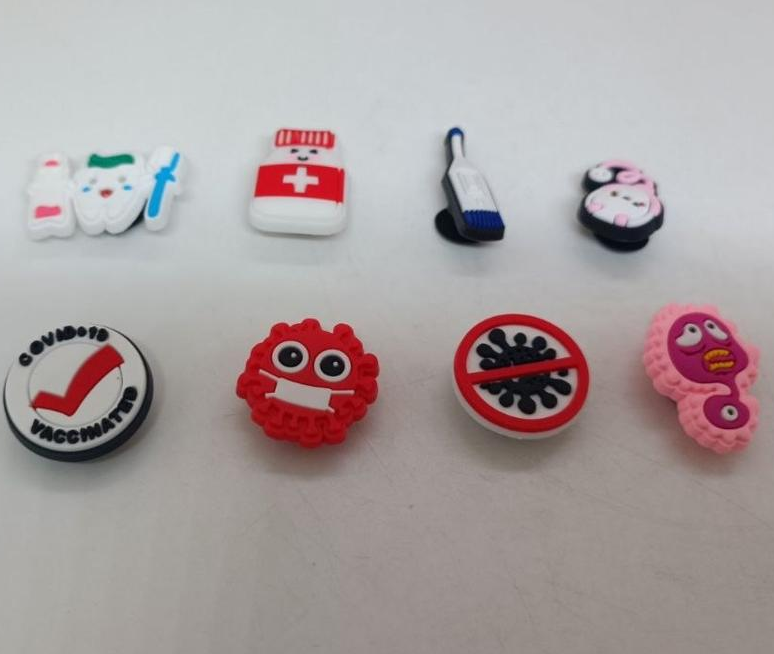 Набір джибітсів для кроксів 8 шт jibbitz crocs прикраси для кроксів зуби, набір джибітсів вірусологія, джибітси вакцинація, термометр на крокси, фото №2