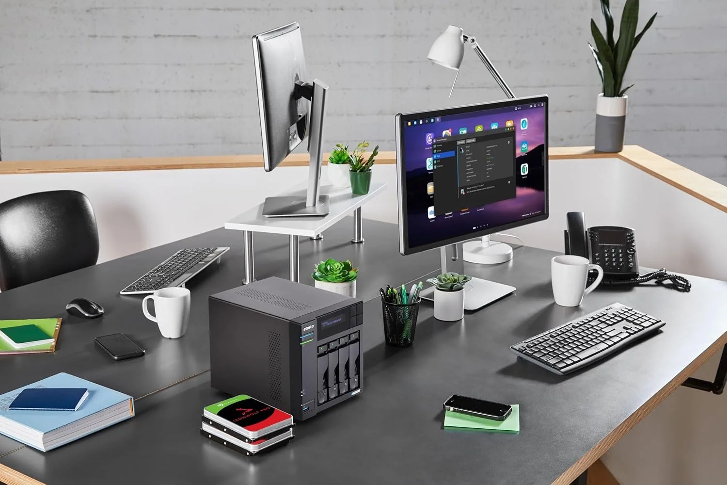 Внутрішній жорсткий диск 3.5" Seagate IronWolf 7200 об/хв 285 Мб/с 24TB SATA III (ST24000NTZ02/ST24000NT002), фото №7 Внутрішній жорсткий диск 3.5" Seagate IronWolf 7200 об/хв 285 Мб/с 24TB SATA III (ST24000NTZ02/ST24000NT002), фото №7