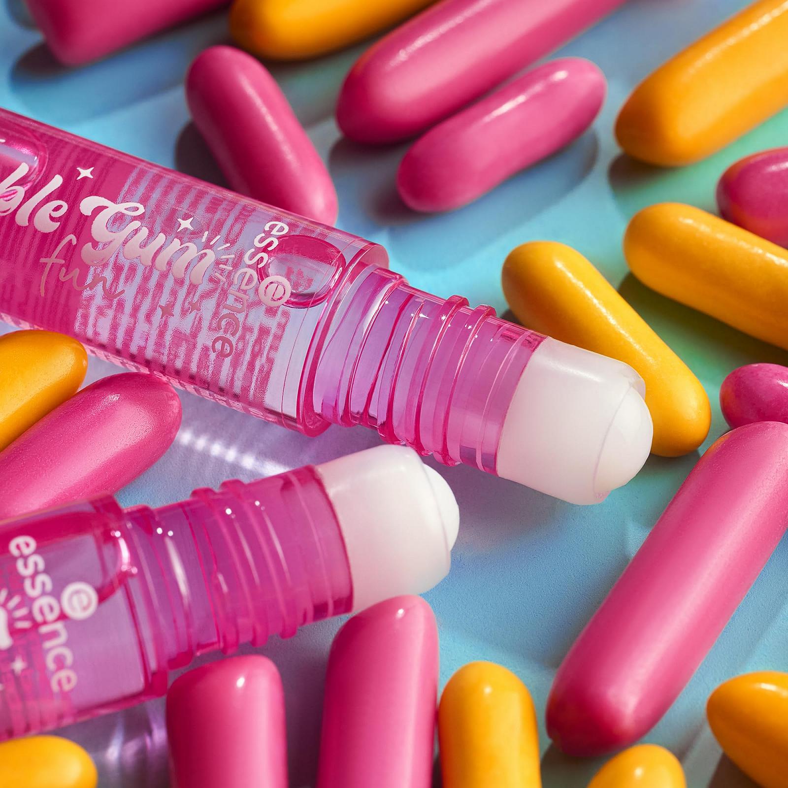 Блеск для губ Essence It's Bubble Gum Fun Lip Oil Roll-On No. 01 Прозрачный Питательный с маслами Блестящий Веган Без консервантов Без парабенов Упаковка 4 шт. (4 x 10 мл), фото №5