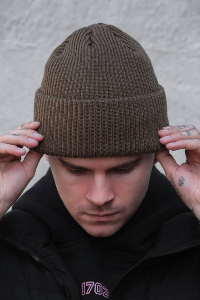 Подовжена трикотажна шапка біні докер Without dominic khaki, фото №1 Подовжена трикотажна шапка біні докер Without dominic khaki, фото №1