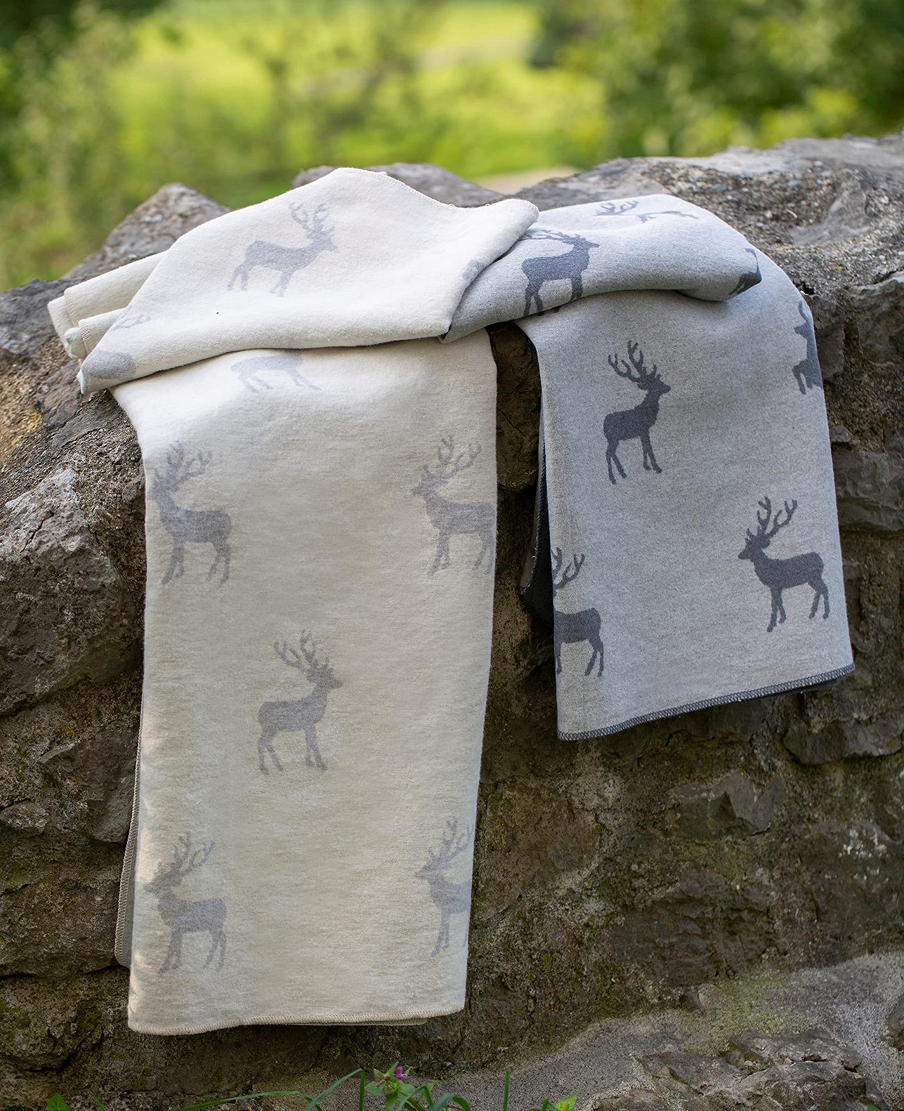 Покривало David Fussenegger Silvretta 140 x 200 см Олень Повністю Сирий Білий, фото №2 Покривало David Fussenegger Silvretta 140 x 200 см Олень Повністю Сирий Білий, фото №2