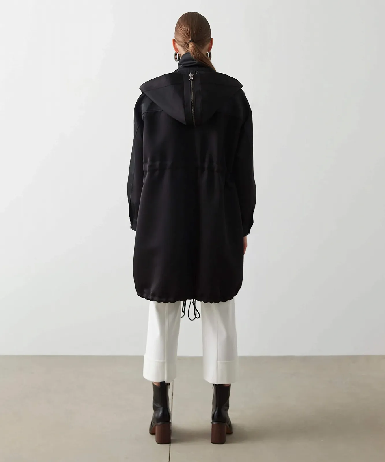 Тренч IPEKYOL Жакардовий з малюнком коня, регульована талія, фото №2 Тренч IPEKYOL Жакардовий з малюнком коня, регульована талія, фото №2