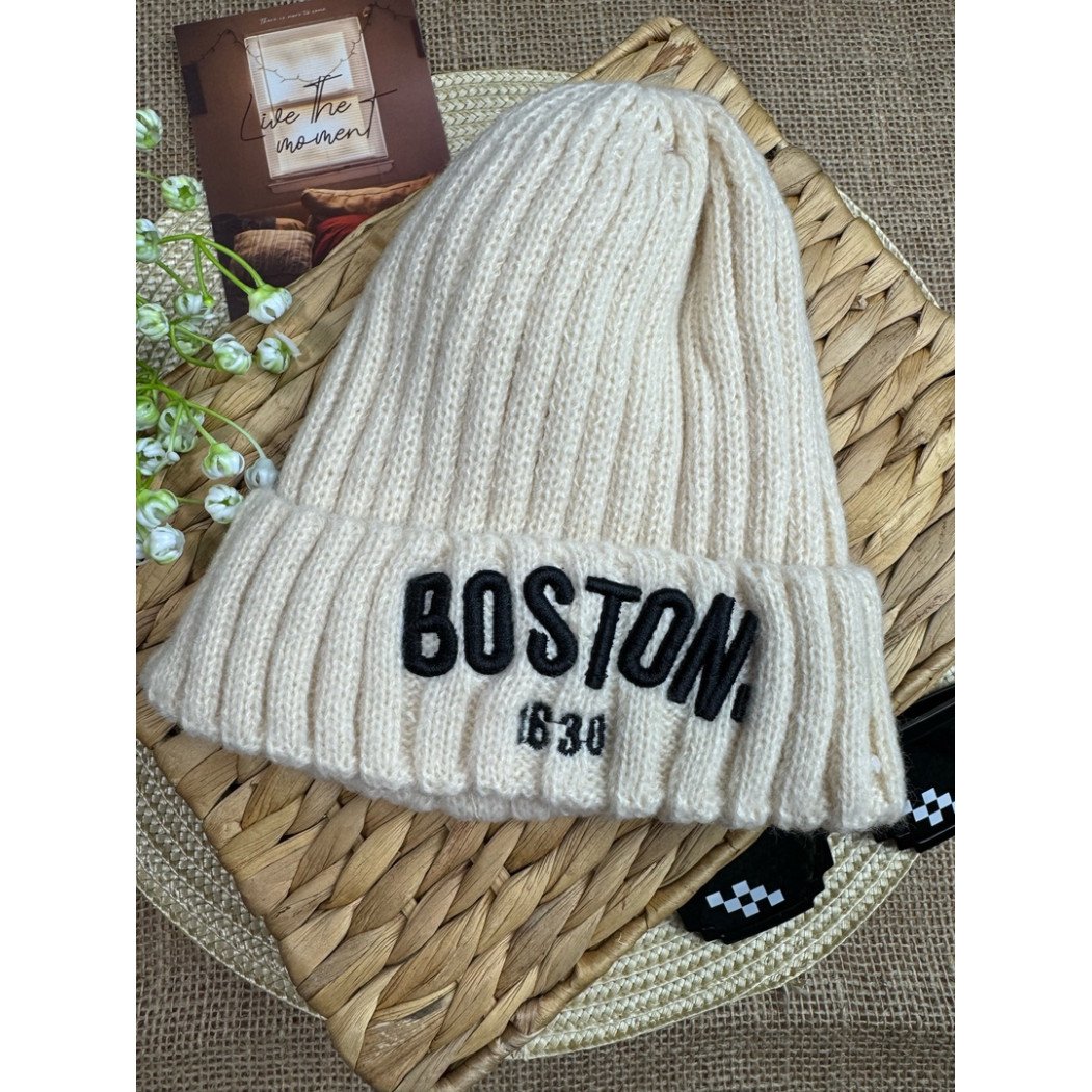 Дитяча весняна шапка з вишитим написом Boston 50-52 розмір, фото №9