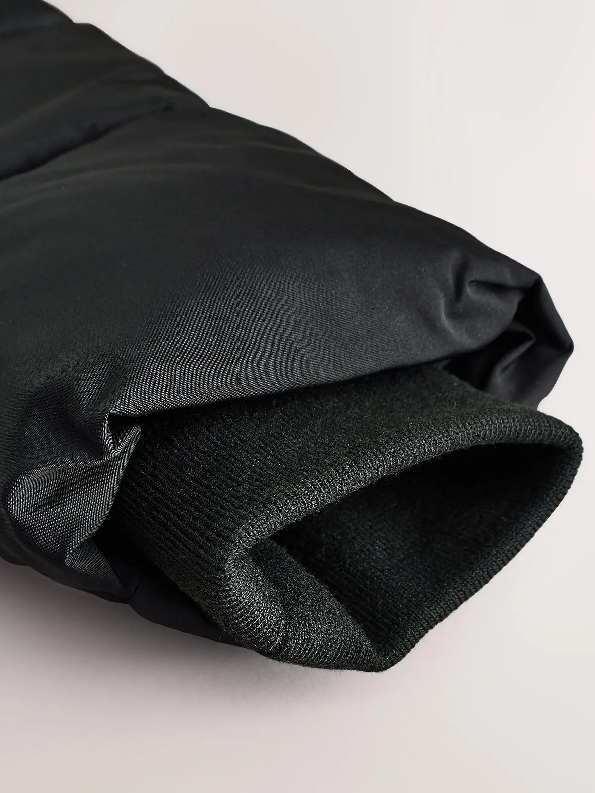 Куртка стьобана Next для дівчинки, водовідштовхувальна, з обробкою зі штучного хутра, фото №4 Куртка стьобана Next для дівчинки, водовідштовхувальна, з обробкою зі штучного хутра, фото №4