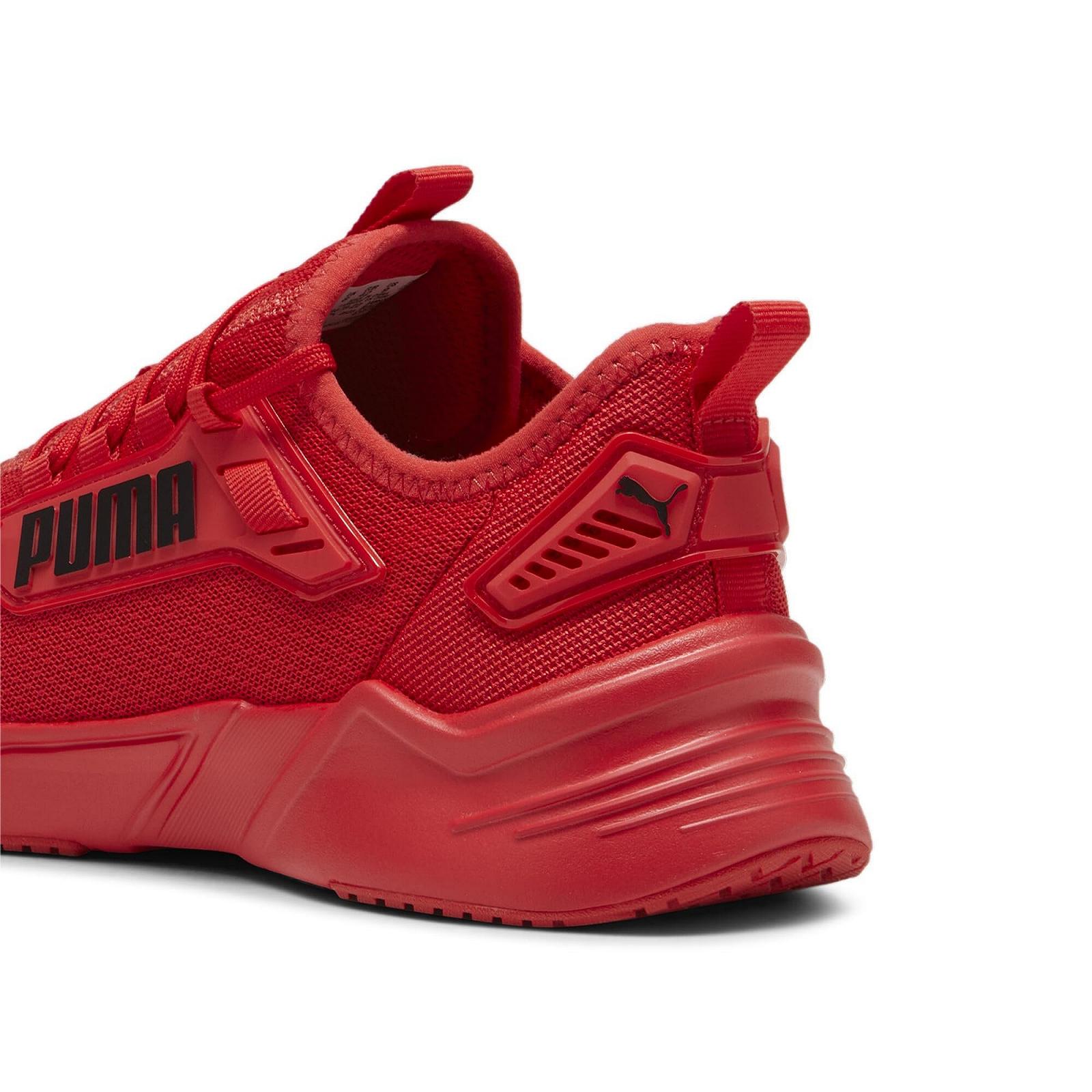 Кросівки PUMA Retaliate 3, фото №2 Кросівки PUMA Retaliate 3, фото №2