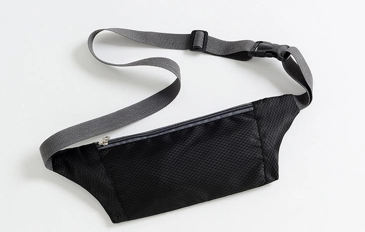 Cумка cпортивная для бега Xiamen на пояс влагозащищенная с 3 карманами 31х11 см Черный 050577, фото №3