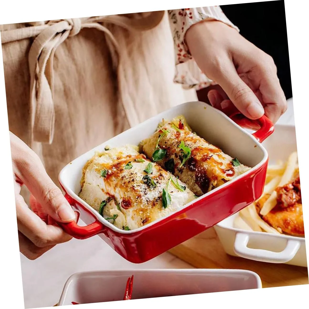 Деко для запікання керамічне з подвійною ручкою прямокутне Червоне, фото №4 Деко для запікання керамічне з подвійною ручкою прямокутне Червоне, фото №4