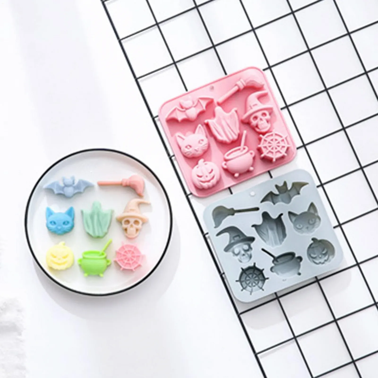 Форми силіконові (2 шт) Хелловін для випікання та цукерок, фото №9