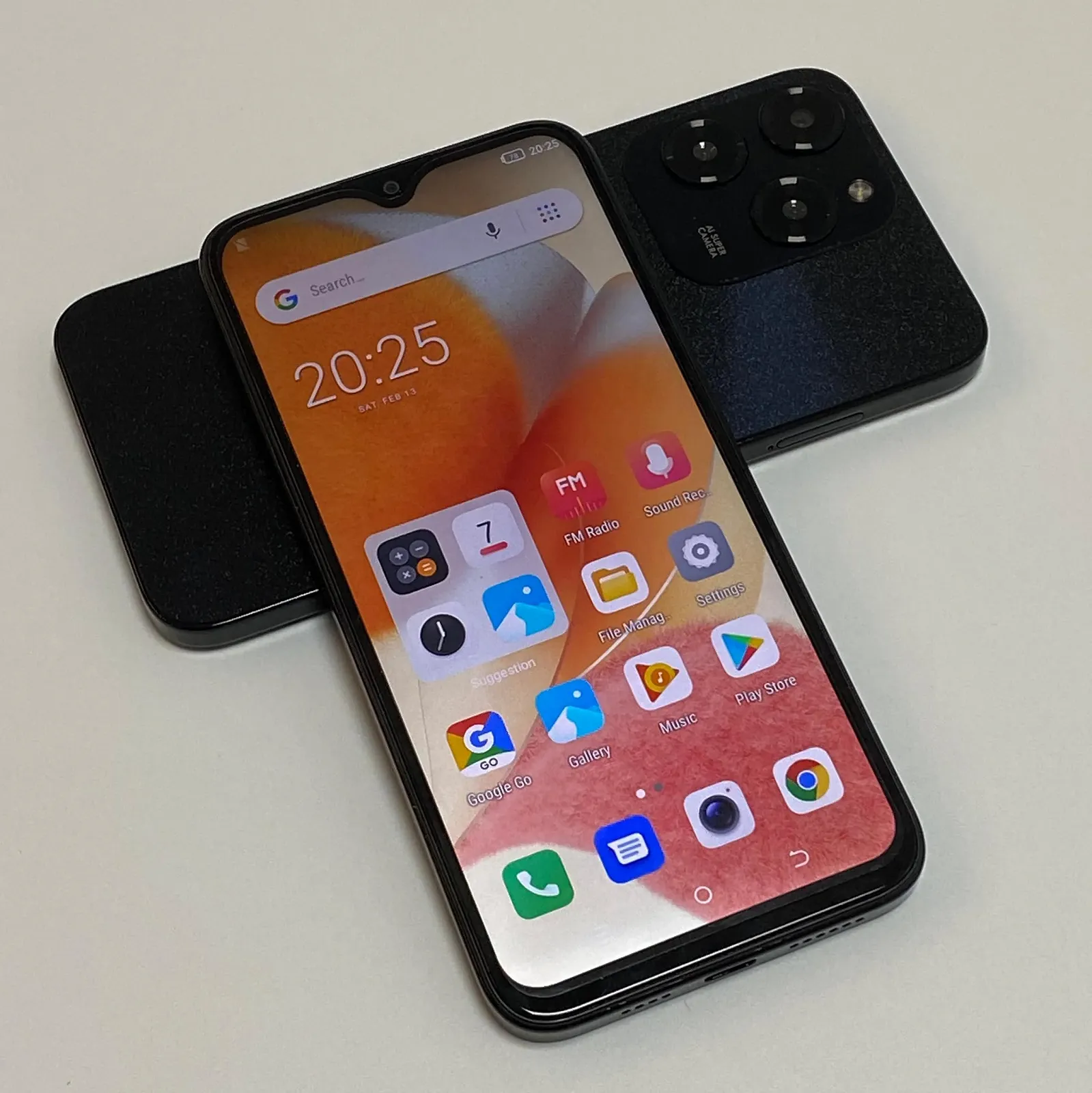 Смартфон 6.3" 2/16GB 4G LTE Dual SIM Deep Black, фото №3