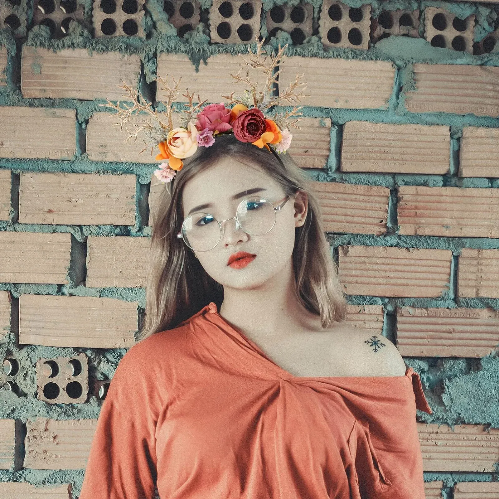 Обруч для волосся Різдвяні оленячі роги з квітами SEWACC, фото №7 Обруч для волосся Різдвяні оленячі роги з квітами SEWACC, фото №7