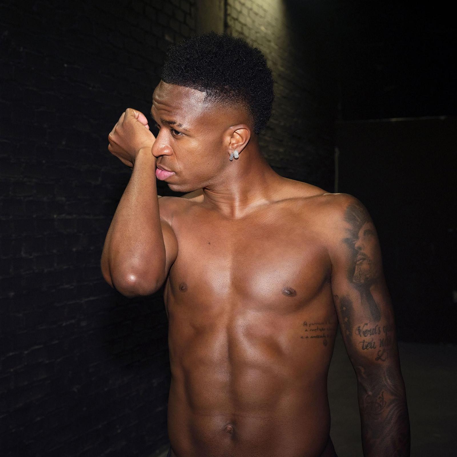 Гель для душа Boss Bottled Beyond древесный аромат 200 мл, фото №5 Гель для душа Boss Bottled Beyond древесный аромат 200 мл, фото №5