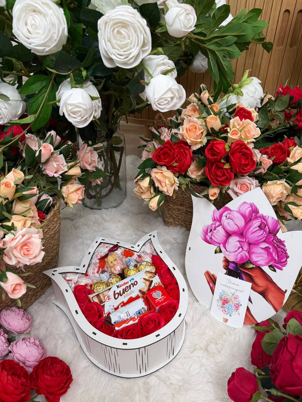 Подарочный бокс сладостей с мыльными розами в коробочке, фото №5 Подарочный бокс сладостей с мыльными розами в коробочке, фото №5