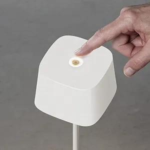 Настільна лампа Konstsmide Capri 7814-250 USB LED 2.2 W White synthetic.ua - Фото 1