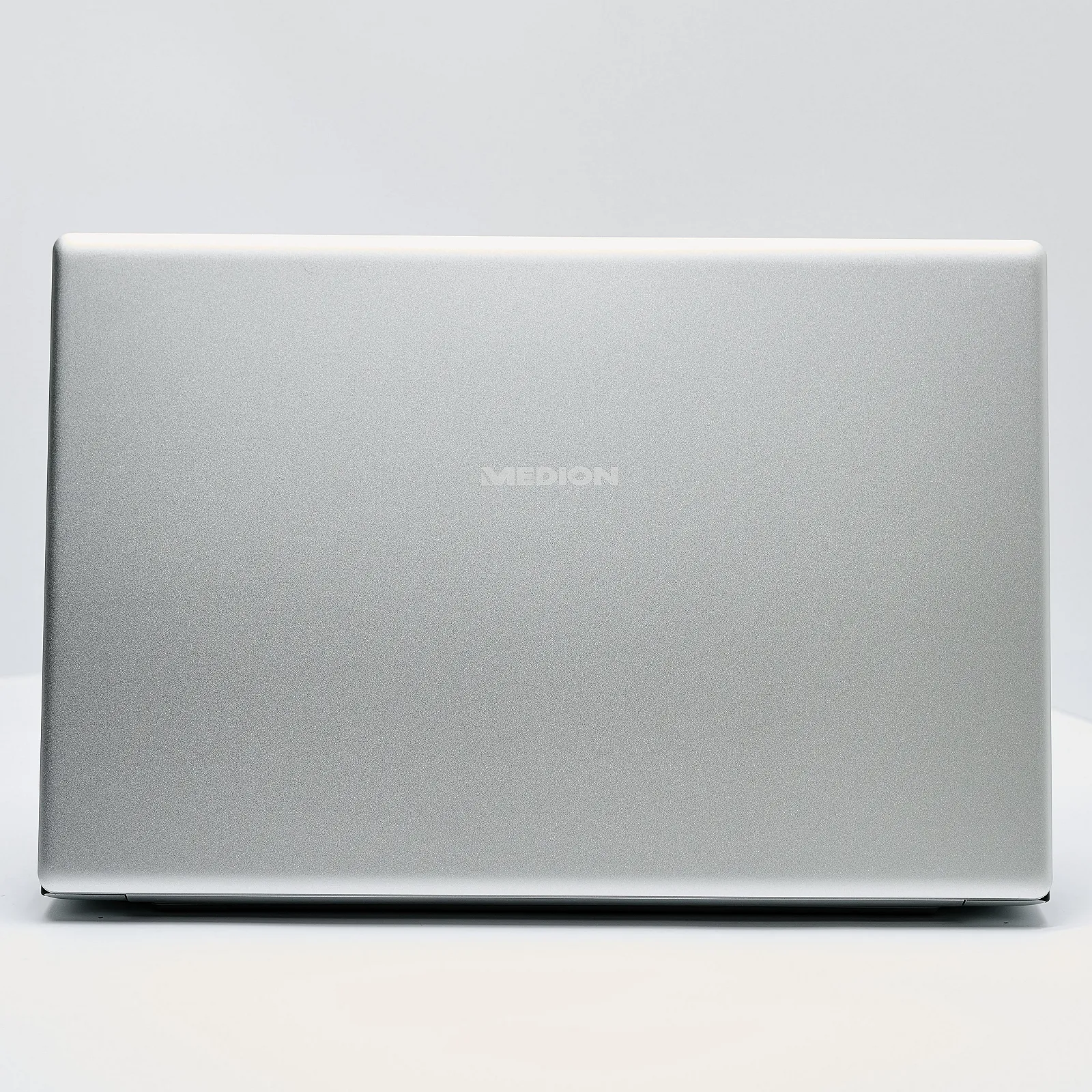 Ноутбук 14" Medion (Lenovo Group) Akoya E4251 | Intel Celeron | IPS (1920x1080) FullHD | RAM DDR4 4 ГБ | SSD M2 128 ГБ | Металевий корпус | Ультрабук | АКБ до 8 годин | Win10 (4729), фото №7