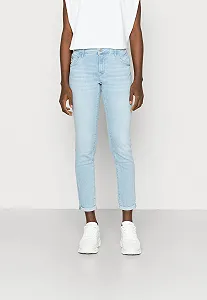 Купить Женские джинсовые штаны MAVI LEXY Ice Blue Glam - 24 - Фото 1 Женские джинсовые штаны MAVI LEXY Ice Blue Glam - 24 - Фото 1