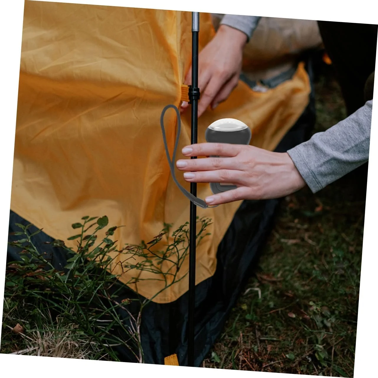 Ручной фонарь на солнечной энергии и с ручной зарядкой, 2 шт., фото №7 Ручной фонарь на солнечной энергии и с ручной зарядкой, 2 шт., фото №7