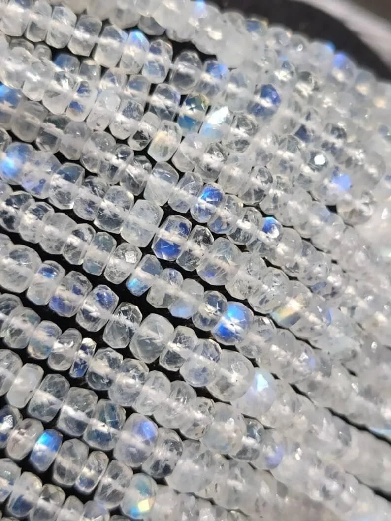 Бусины Лунный Камень Радужный натуральный, огранка рондель, 3.5-6 мм, нить длиной 38 см бусины из драгоценных камней для ожерелья и браслета, фото №3