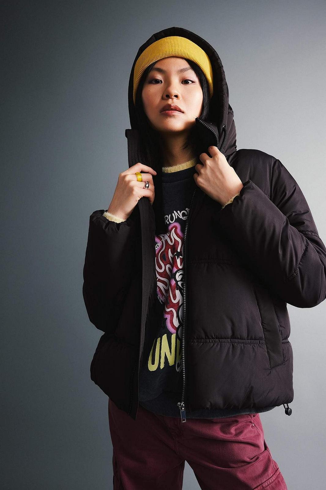 Жіноча зимова куртка Пальто DeFacto Relax Fit З капюшоном, фото №3