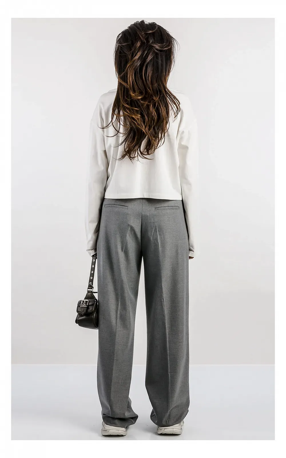 Женская футболка с длинным рукавом GUESS Activewear / Белая / Размер S, фото №4