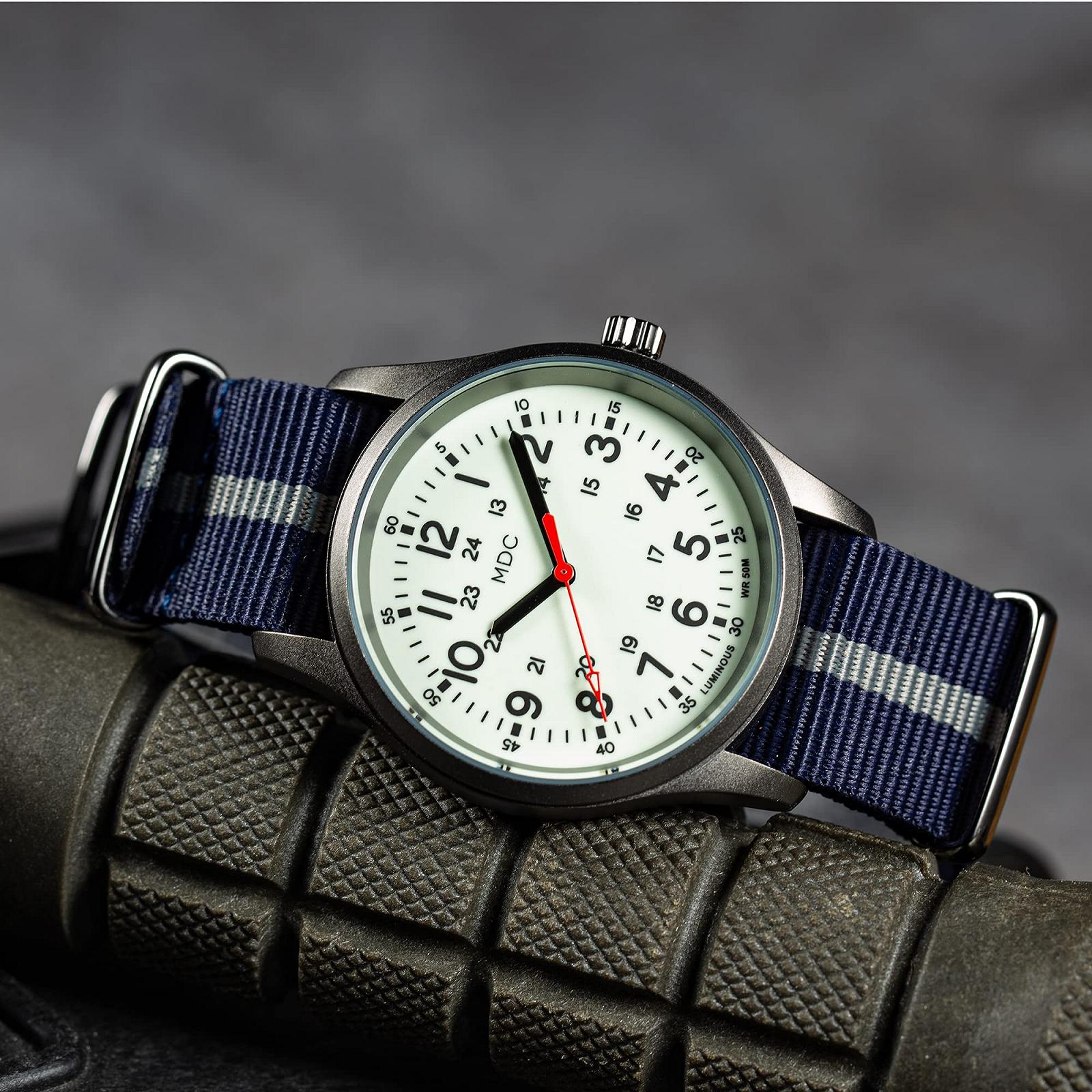 Часы Infantry MDC Luminous 5ATM Waterproof Military для мужчин с Slip-Thru Nato Strap, фото №3 Часы Infantry MDC Luminous 5ATM Waterproof Military для мужчин с Slip-Thru Nato Strap, фото №3