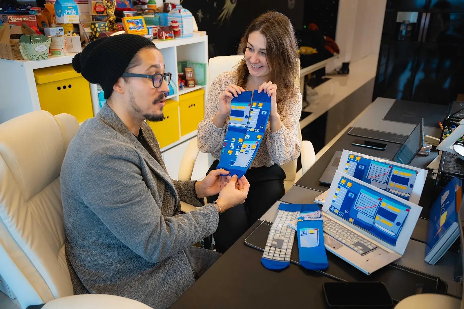 Шкарпетки Rainbow Socks Laptop Box - Жіночі Чоловічі - 2 Пари, фото №1 Шкарпетки Rainbow Socks Laptop Box - Жіночі Чоловічі - 2 Пари, фото №1