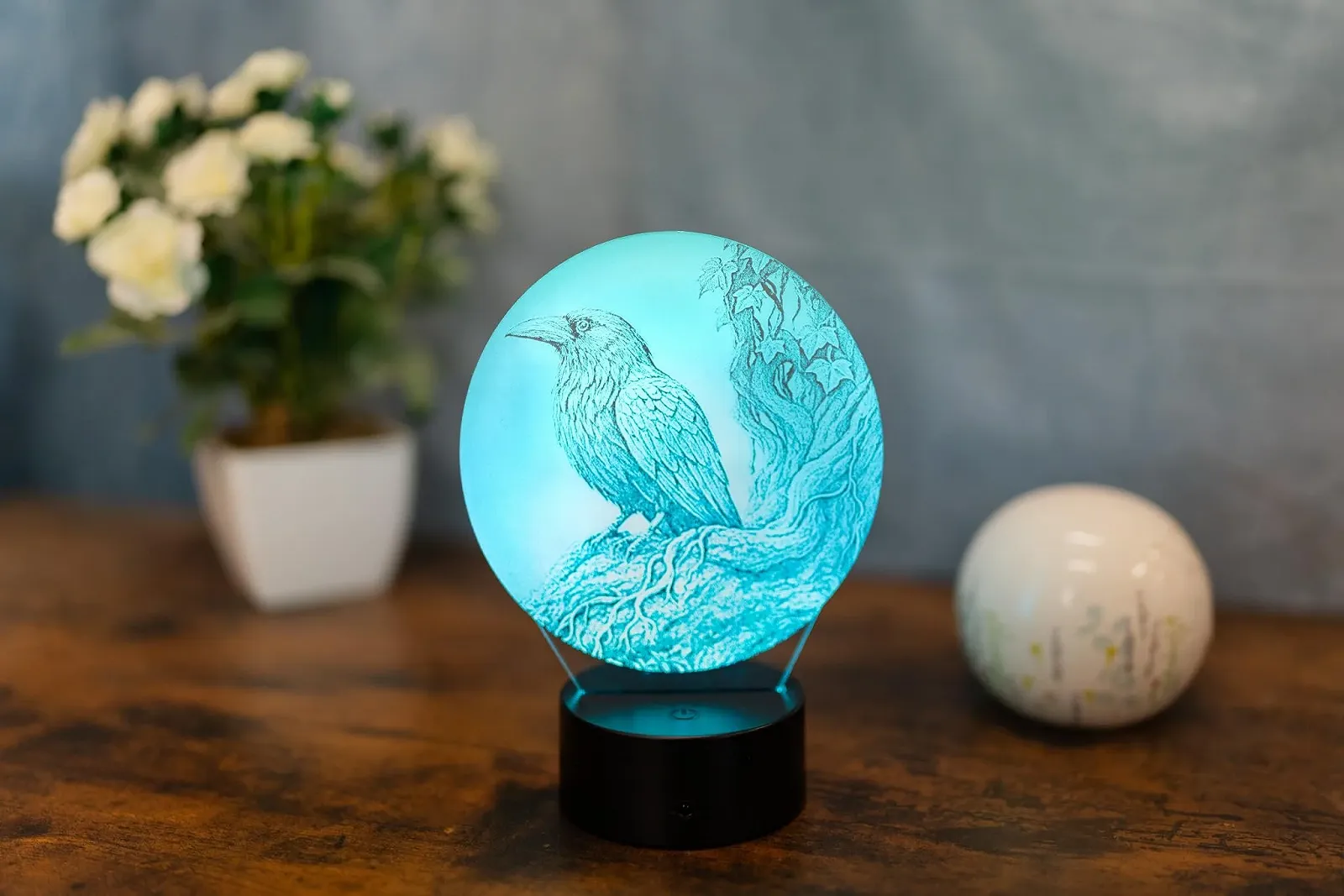 Настольная лампа Raven LED 3D Bird Motif Colour Changing Acrylic Made in Germany, фото №4