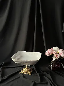 Креманка, блюдо на золотій ніжці 16х16 см synthetic.ua - Фото 1