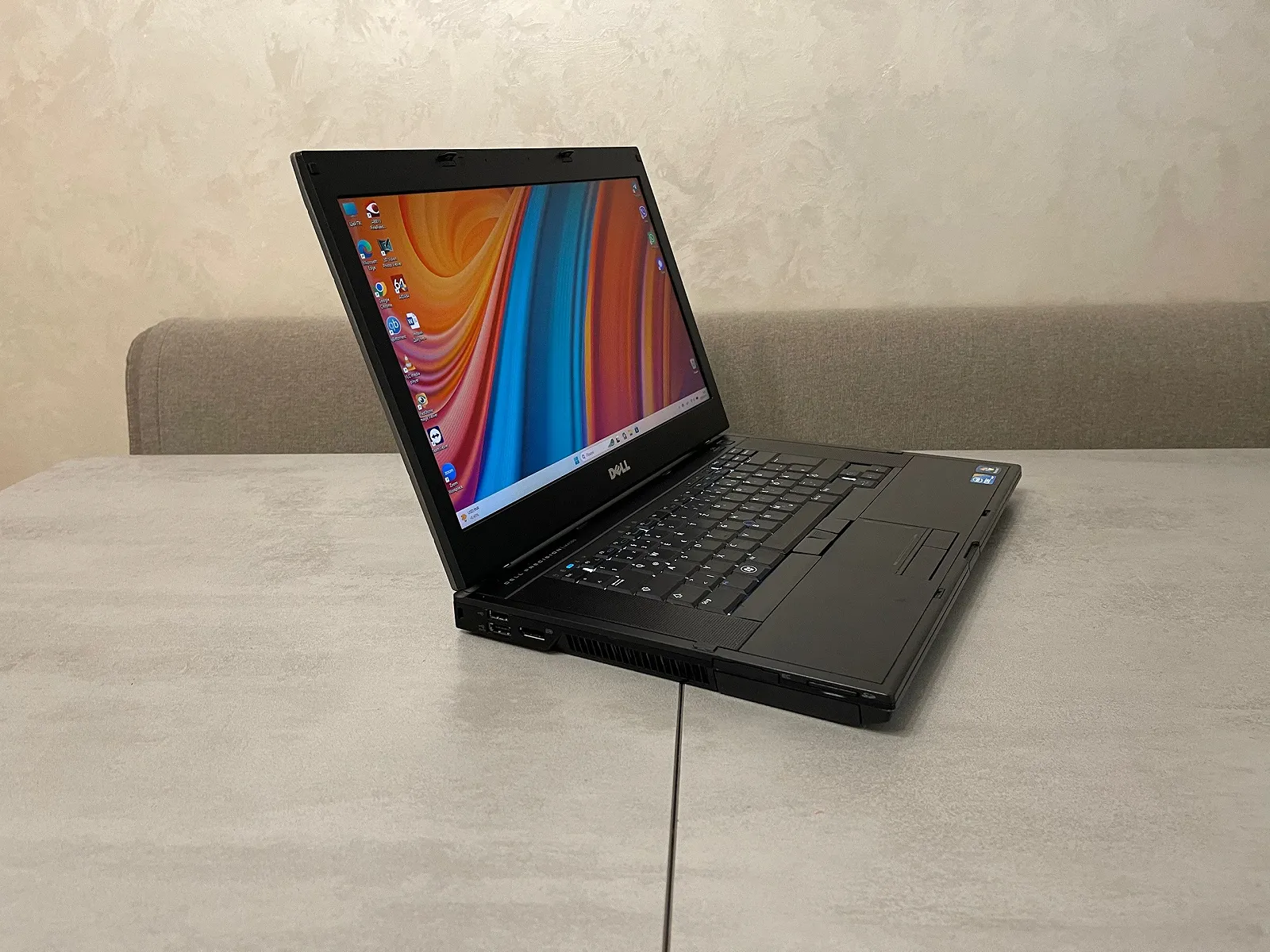Ноутбук Dell Precision M4500, 15.6" HD+, i5-520M, 8GB, 256GB SSD, nVidia Quadro FX 880M 1GB, фото №2 Ноутбук Dell Precision M4500, 15.6" HD+, i5-520M, 8GB, 256GB SSD, nVidia Quadro FX 880M 1GB, фото №2