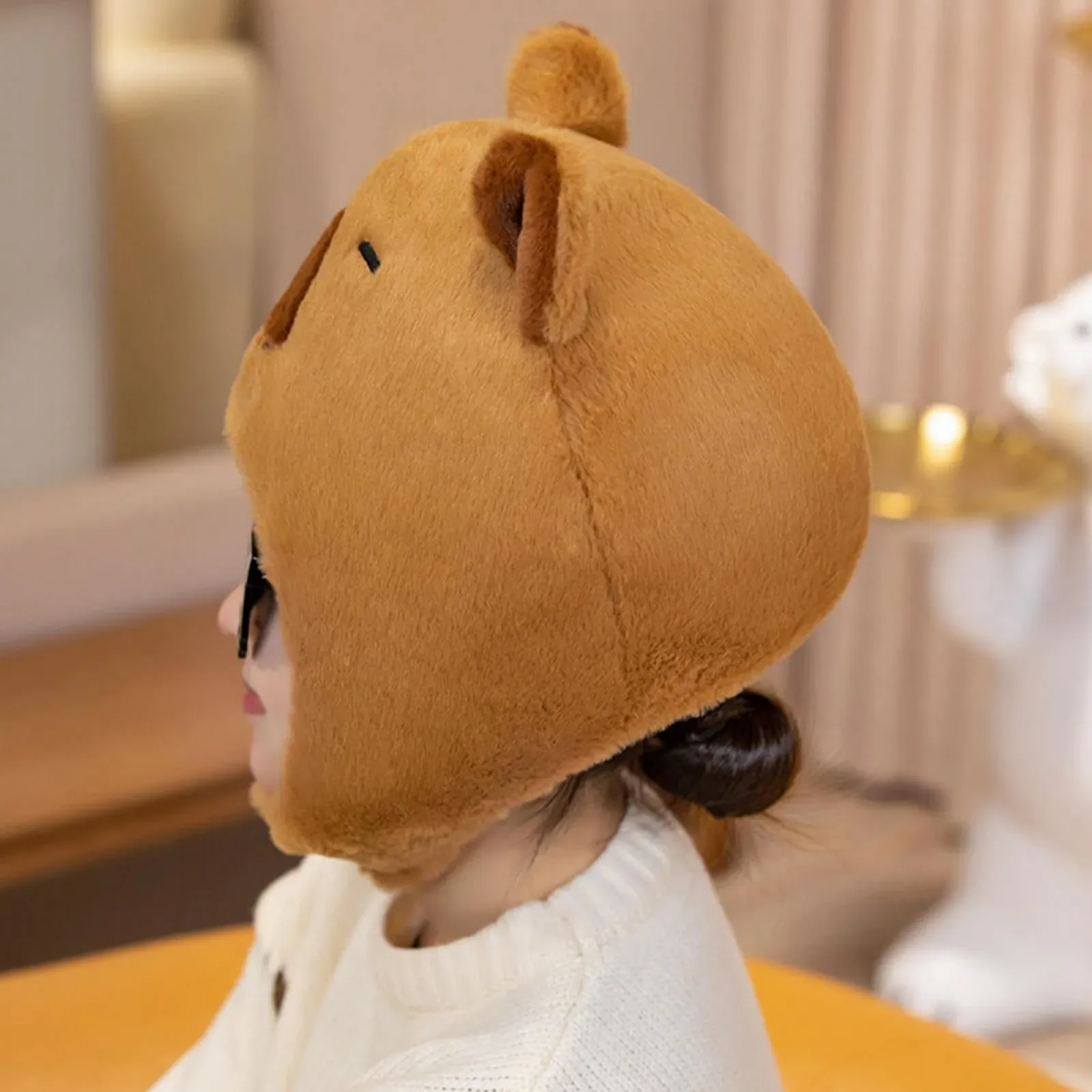 Плюшева шапка Капібара, Мила плюшева, фото №1 Плюшева шапка Капібара, Мила плюшева, фото №1