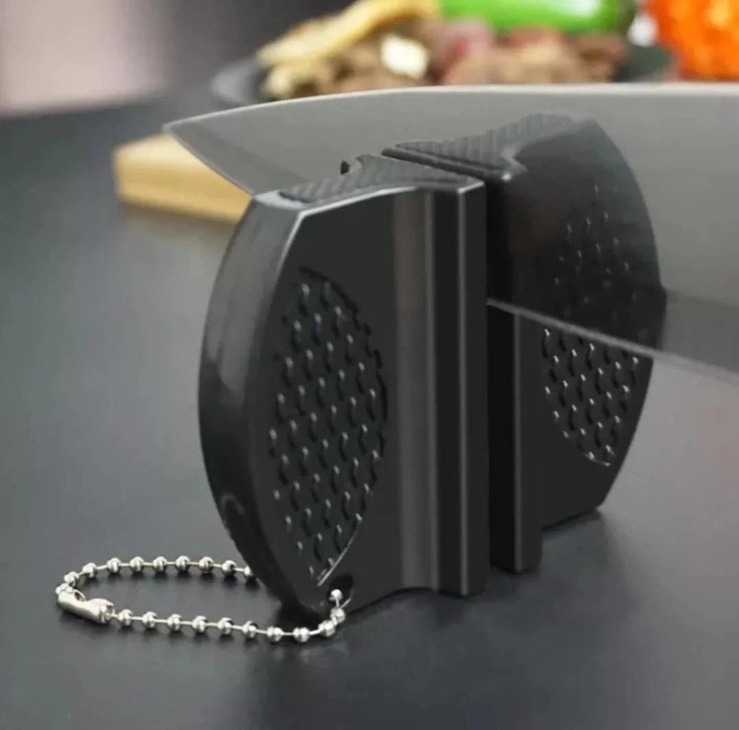 Точилка для ножей карманная керамическая двухступенчатая 7.5 x 5.8 x 2.5 см Black, фото №2