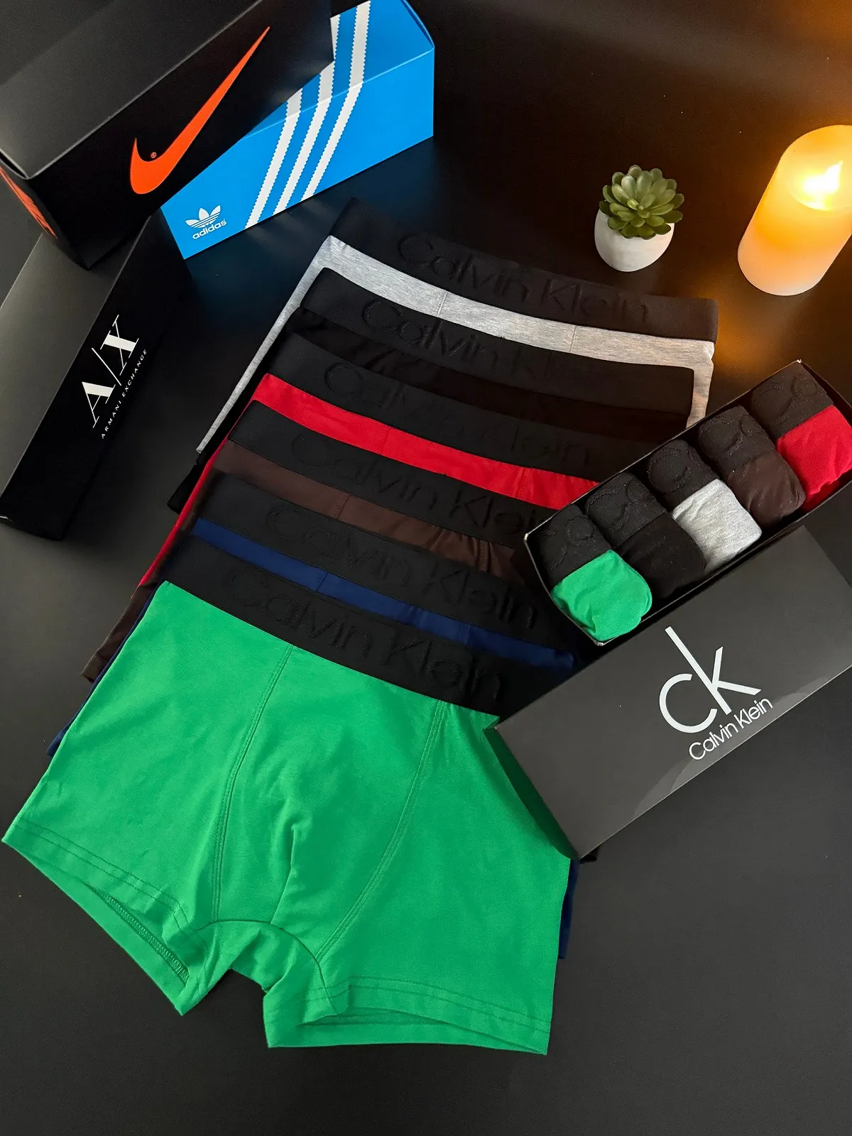 Мужские боксёрские трусы комплект Calvin Klein разноцветные, фото №2