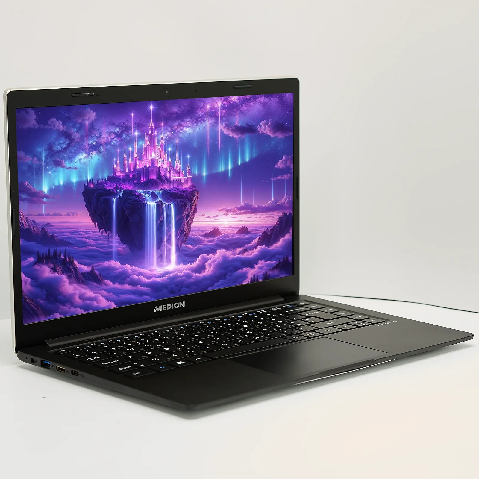 Ноутбук 14" Medion (Lenovo Group) Akoya E4251 | Intel Celeron | IPS (1920x1080) FullHD | RAM DDR4 4 ГБ | SSD M2 128 ГБ | Металевий корпус | Ультрабук | АКБ до 8 годин | Win10 (4729), фото №4