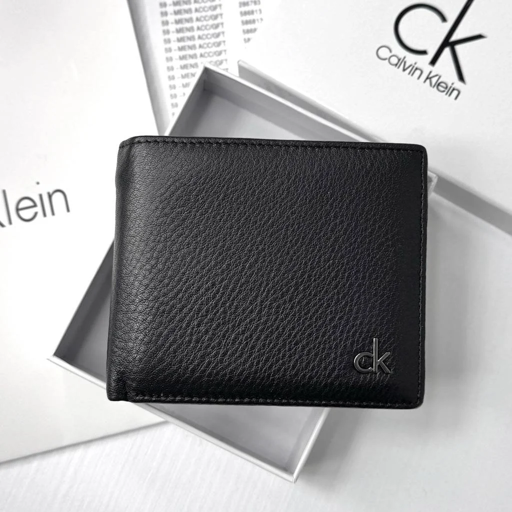 Чоловічий гаманець на магніті шкіряний брендовий Calvin Klein у подарунковій упаковці, фото №1 Чоловічий гаманець на магніті шкіряний брендовий Calvin Klein у подарунковій упаковці, фото №1