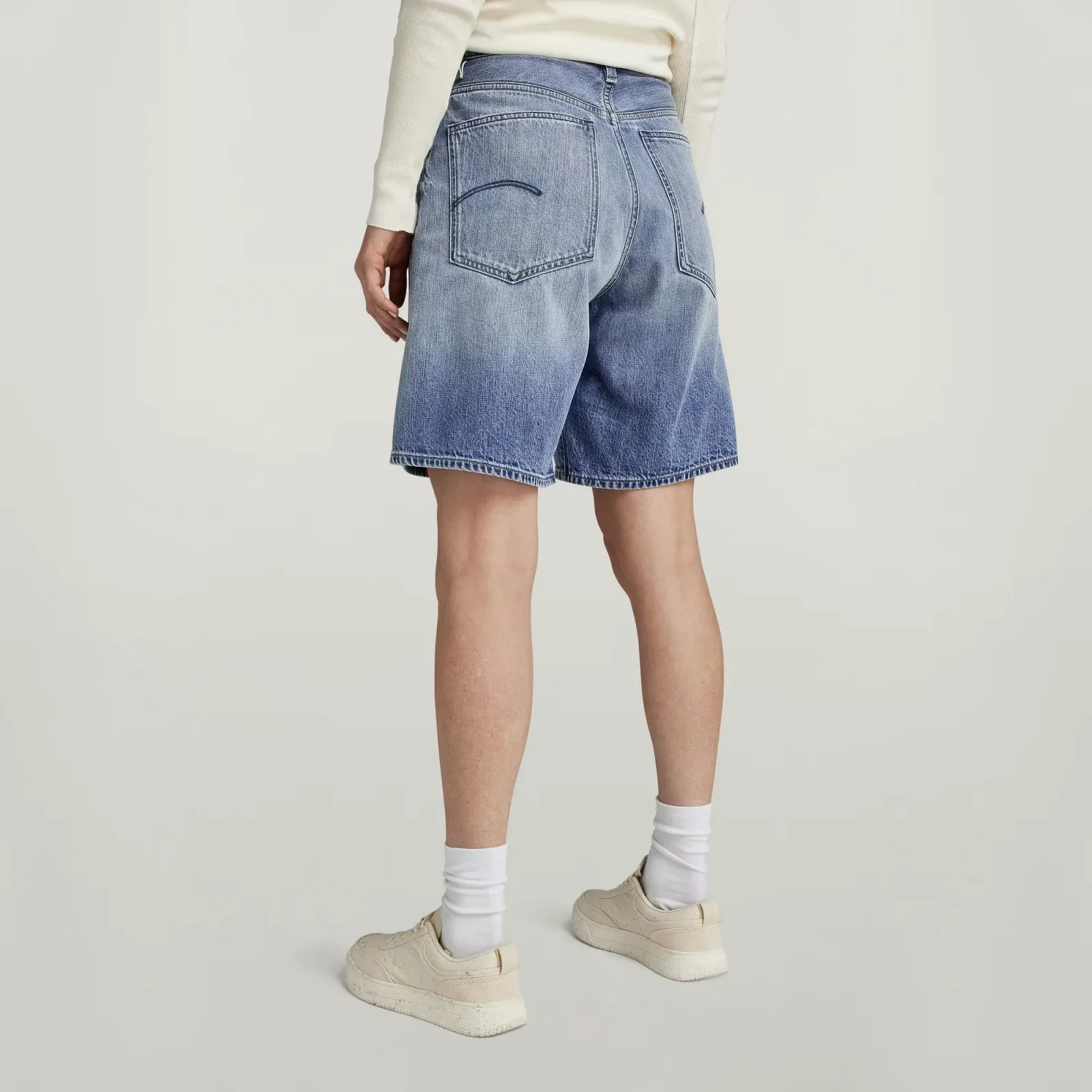 Жіночі джинсові шорти G-Star RAW Barrel Loose Shorts - 27, фото №2 Жіночі джинсові шорти G-Star RAW Barrel Loose Shorts - 27, фото №2