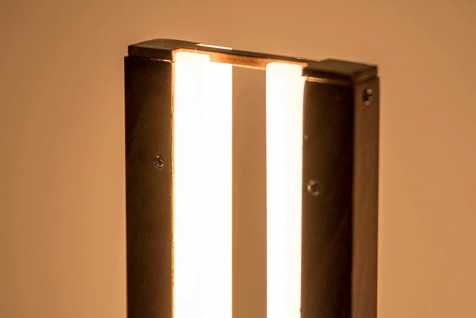 Настільна лампа LED Universum Urbane Damon LED 3000 K Тепла біла, фото №4