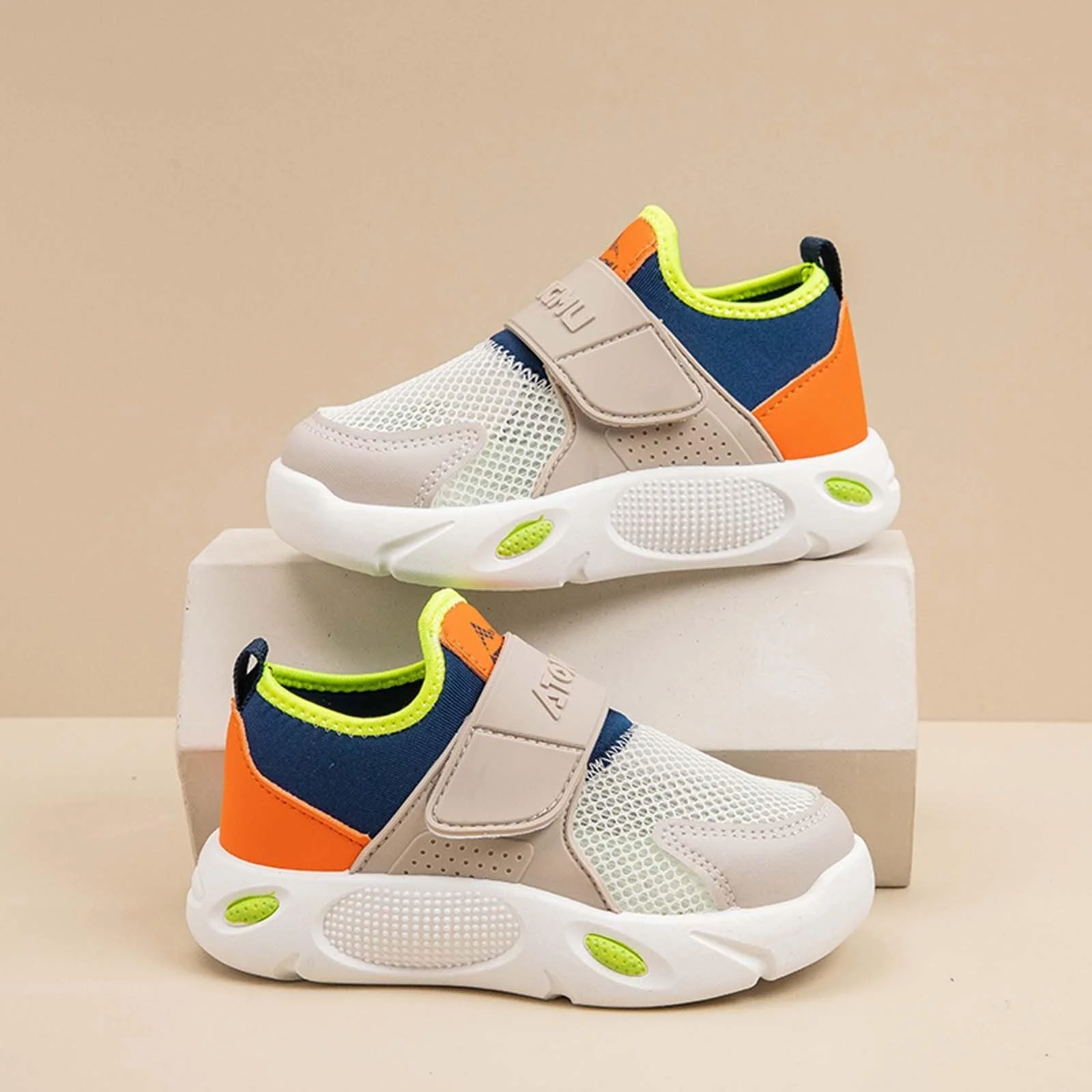 Спортивная обувь Generisch Детская Легкие Кроссовки Эластичные для улицы и зала Дышащие Водонепроницаемые, фото №7 Спортивная обувь Generisch Детская Легкие Кроссовки Эластичные для улицы и зала Дышащие Водонепроницаемые, фото №7